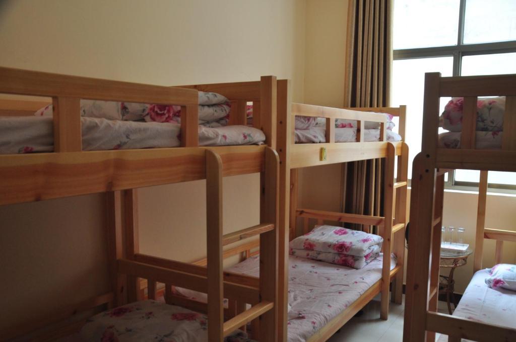 Dengfeng Climb International Youth Hostel Стая снимка