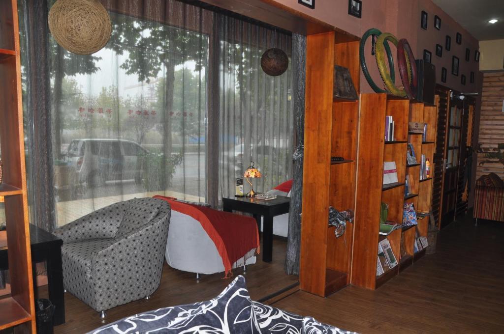Dengfeng Climb International Youth Hostel Екстериор снимка